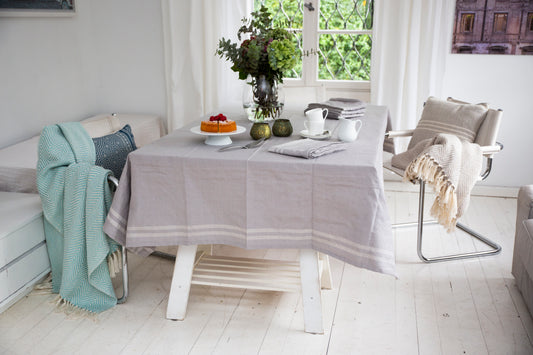 Geis Care – Tischdecke Grau (Decke)